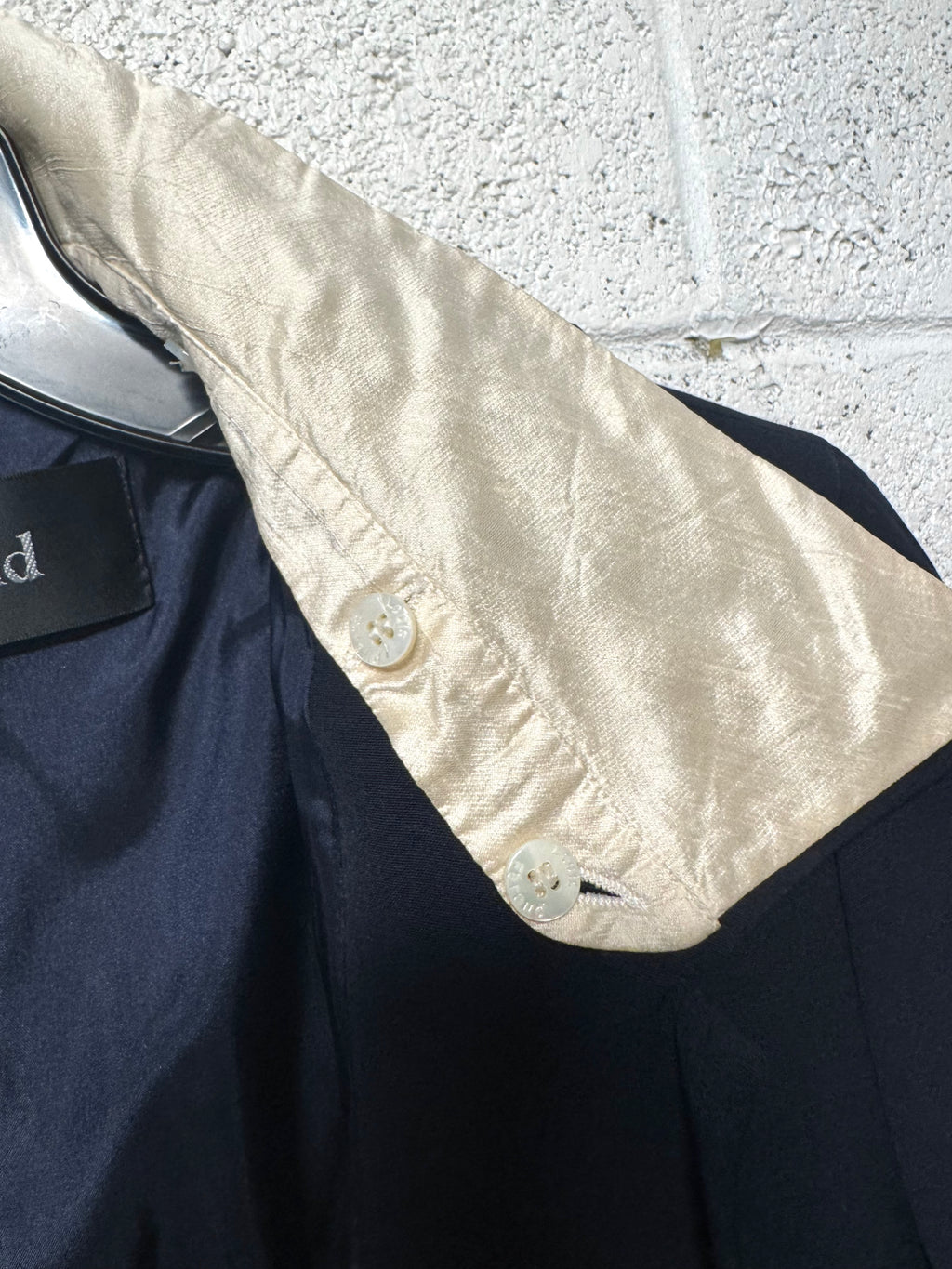 Veste Bleu marine avec col et poignet en soie amovible Louis Féraud