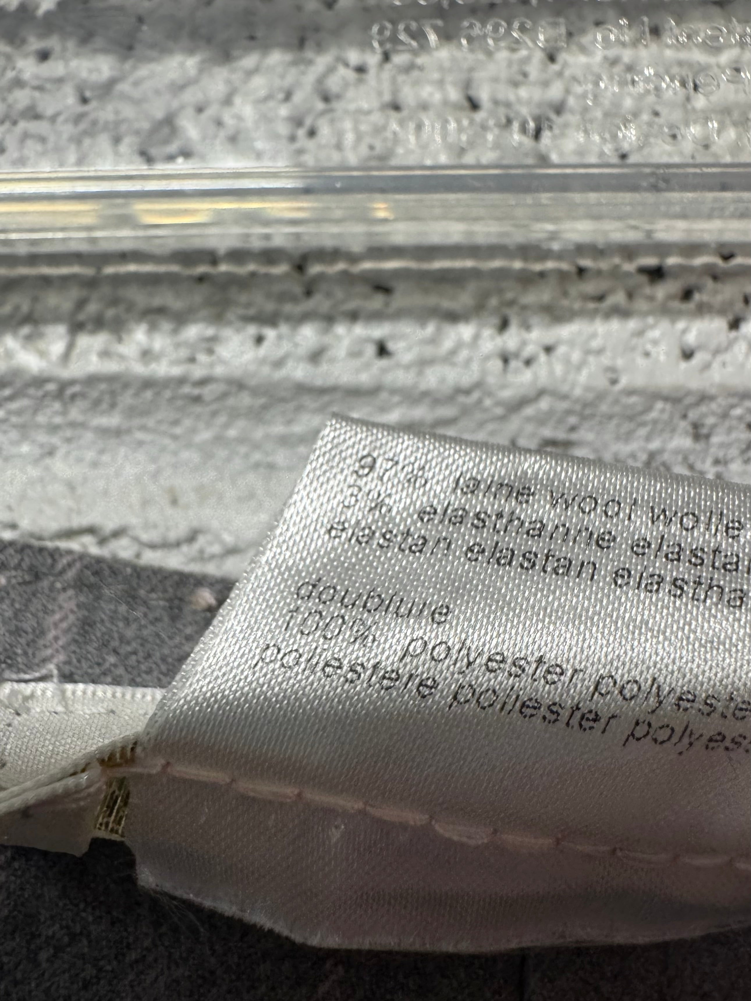 Jupe Longue grise avec detailles rose  poudrées Un jour Ailleurs