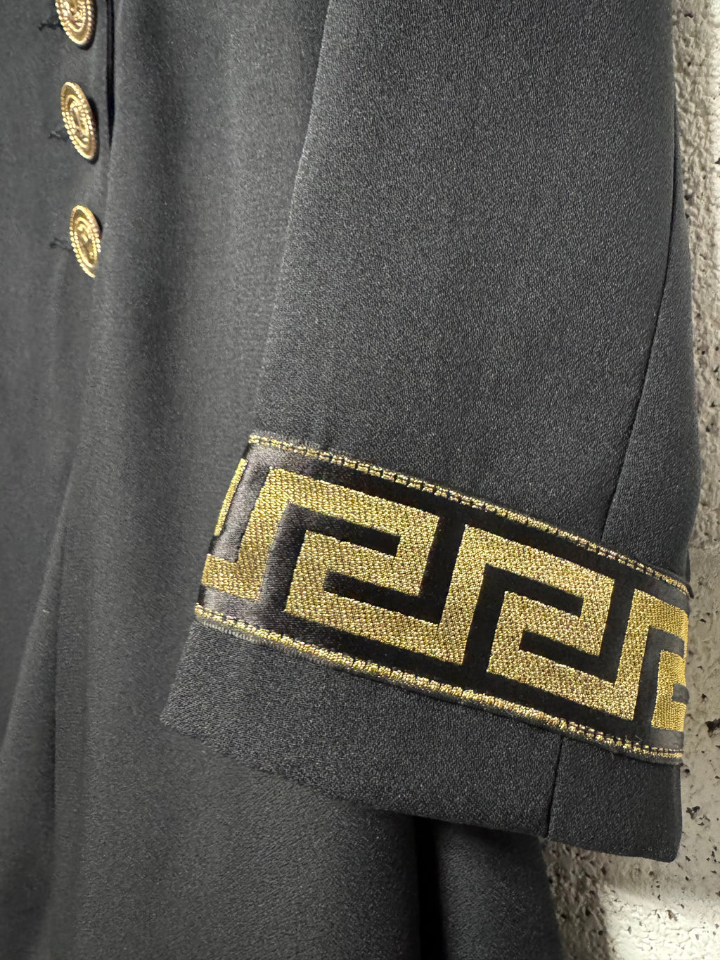Robe noire broderie Mack Harold