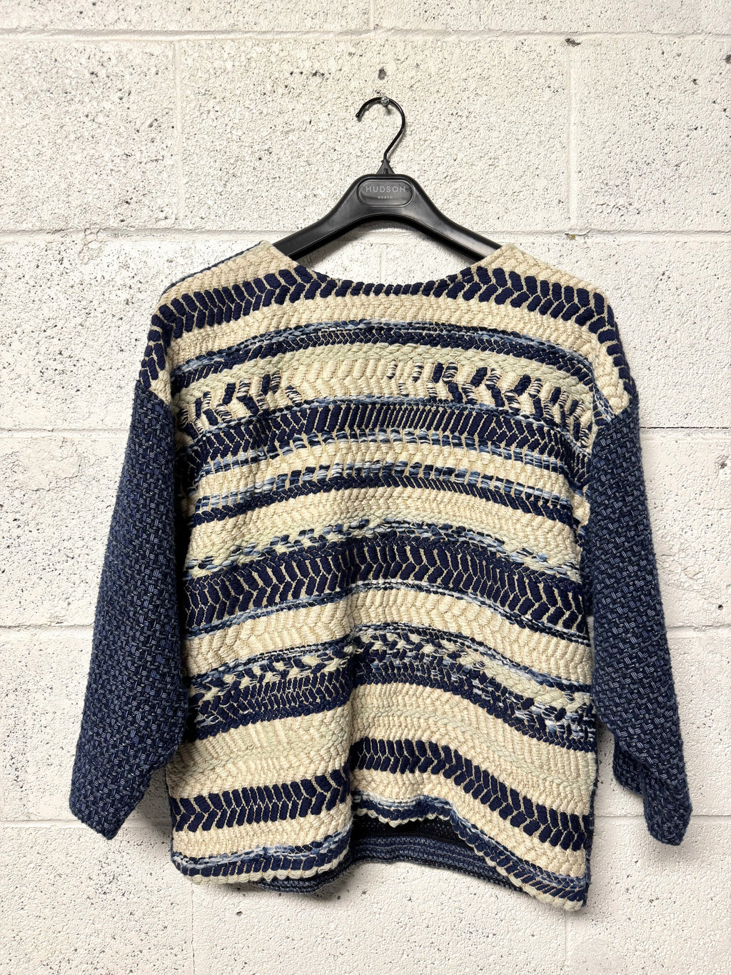 Tricot manche longue bleu, creme et paillletes Sessùn