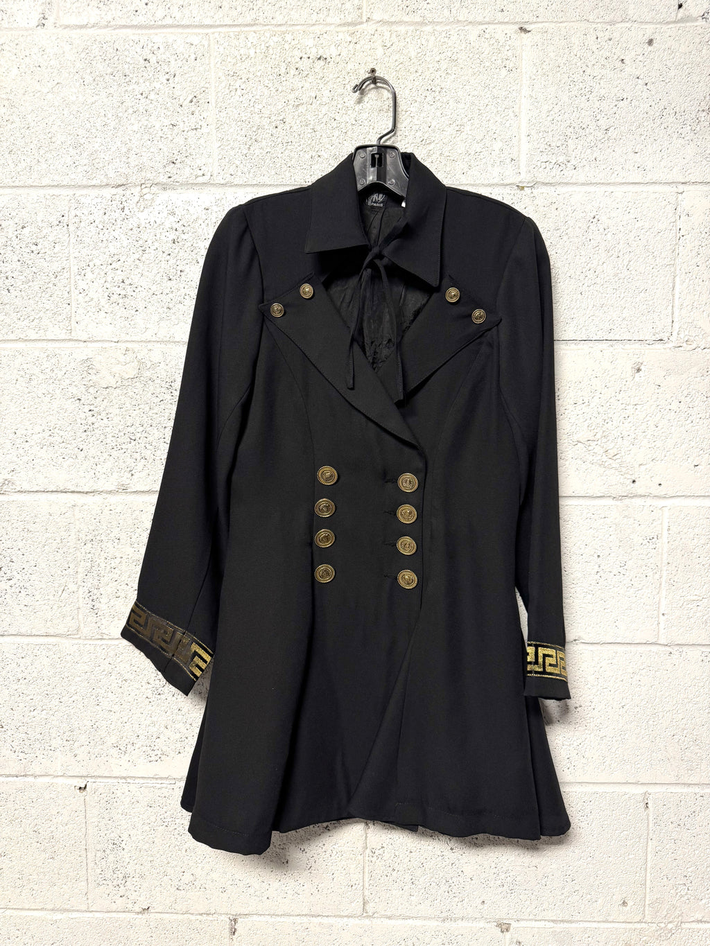 Robe noire broderie Mack Harold